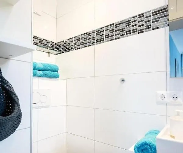 Mueller Rotfuchs דירה *